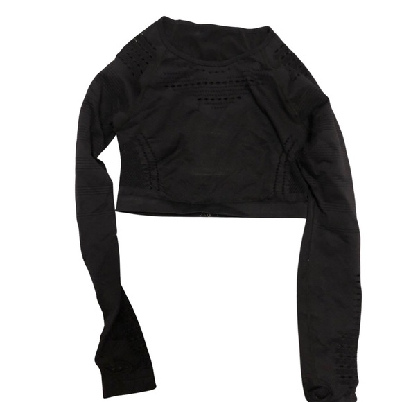 π₯π₯5 items for $25!π₯π₯ Gymshark athletic top- xs - Picture 1 of 3